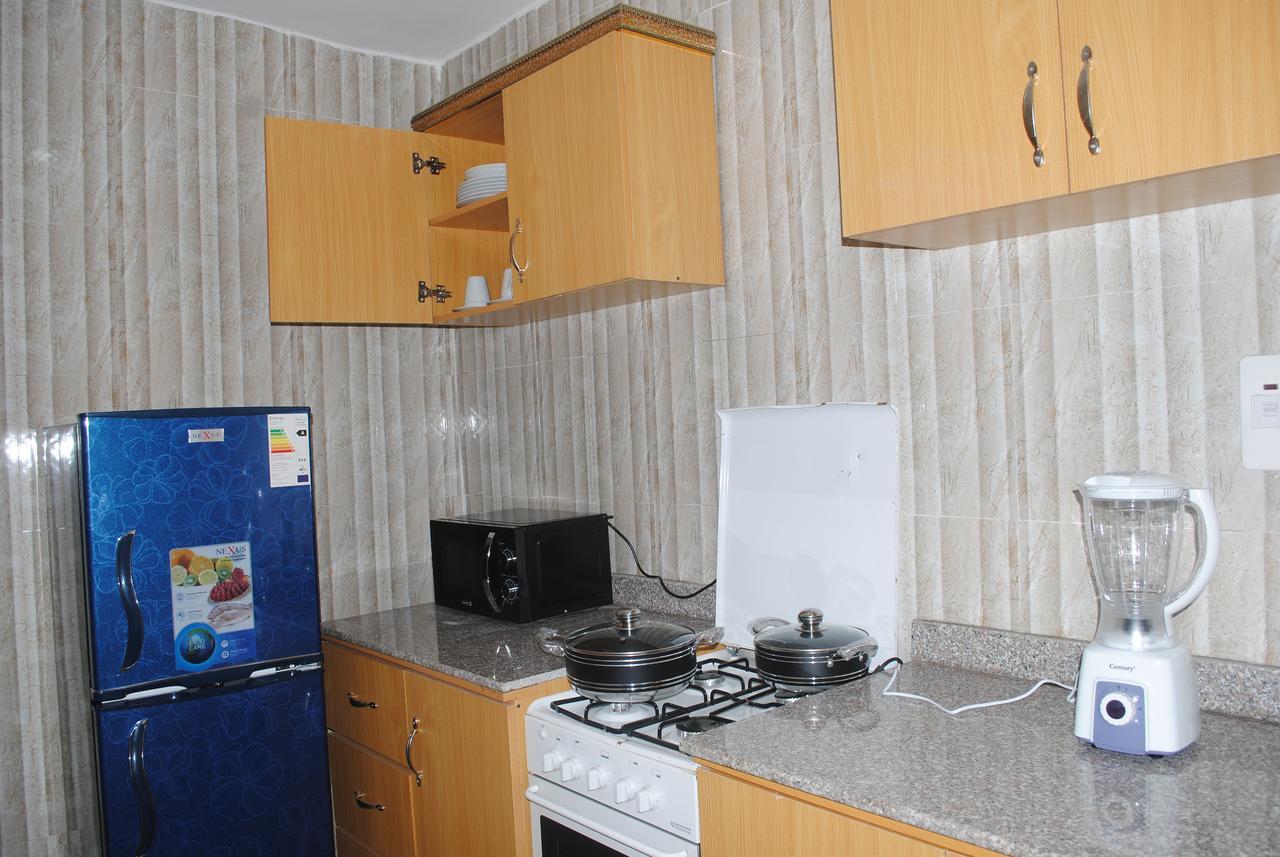 Wynnas Serviced Apartments Benin City Buitenkant foto